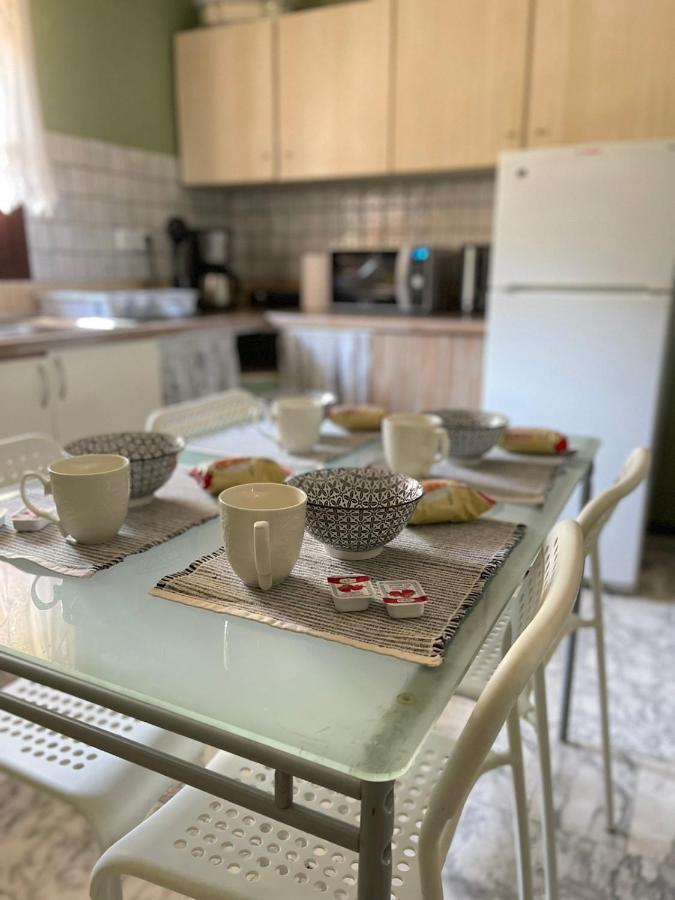 Theodoras House Pension Nea Iraklitsa Buitenkant foto